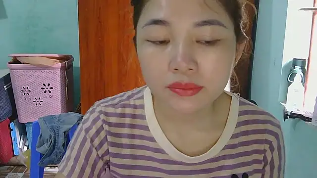 Uhem112 online show from October 13, 3:39 am