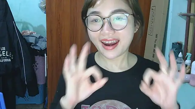 Uhem112 online show from December 17, 12:55 pm