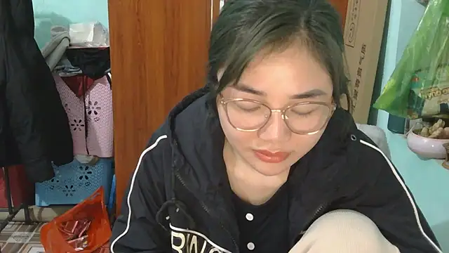 Uhem112 online show from January 9, 12:52 pm