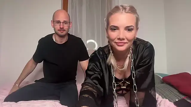 Foxy Bite online show from September 27, 8:03 pm