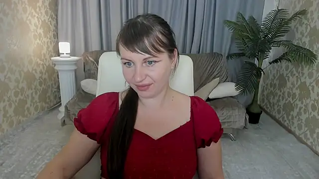 Snapshot of GorgeouseSmile chatting on October 25, 11:40 am GorgeouseSmile online show from October 25, 11:40 am