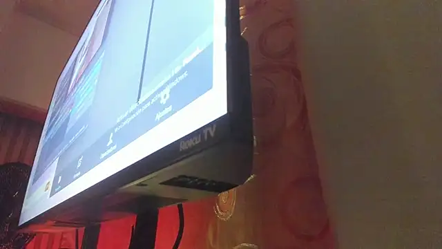 violet taylor  online show from April 9, 2:11 am