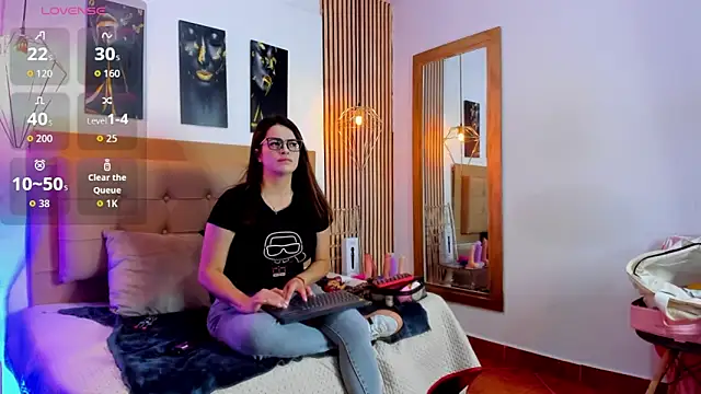  samanthaa foxx online show from November 13, 10:36 am