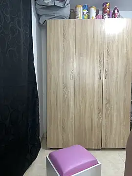 Briana Hottt online show from April 18, 11:38 pm