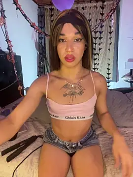 Snapshot of terra_sunligth chatting on October 19, 9:04 pm terra sunligth online show from October 19, 9:04 pm