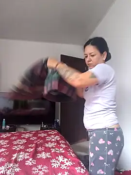 Abbyjoness21 online show from September 15, 1:11 pm