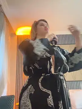 Snapshot of aydabella7777 chatting on November 16, 12:55 pm aydabella7777 online show from November 16, 12:55 pm