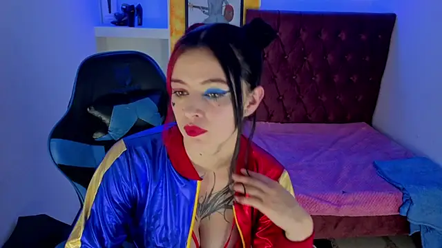 Snapshot of _lucia_21 chatting on October 11, 2:00 am lucia 21 online show from October 11, 2:00 am