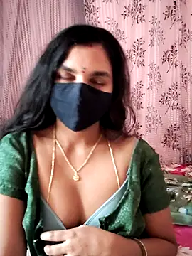 Lalitha-1995 online show from December 3, 5:26 am