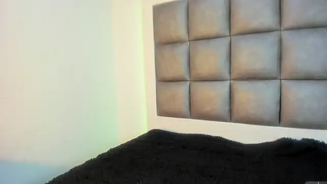 Snapshot of Mia_lopez__ chatting on September 30, 1:27 pm Mia lopez online show from September 30, 1:27 pm