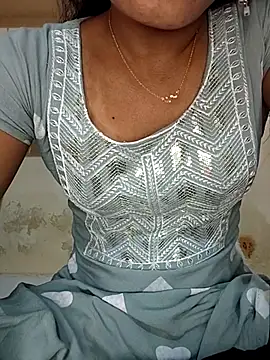 Snapshot of ranisanthutelugu chatting on November 2, 10:28 am ranisanthutelugu online show from November 2, 10:28 am