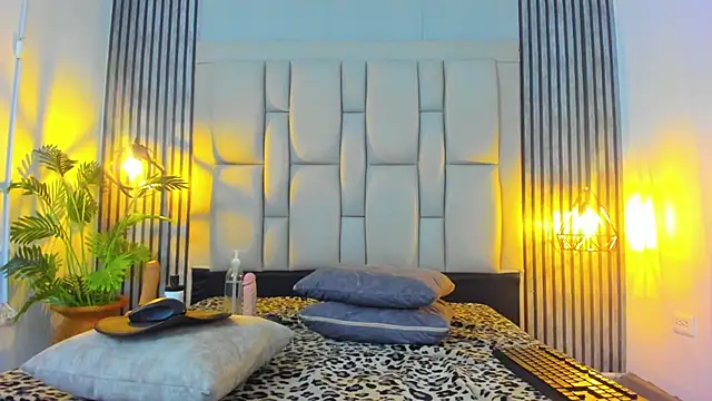 bryonycutee online show from November 22, 11:31 am