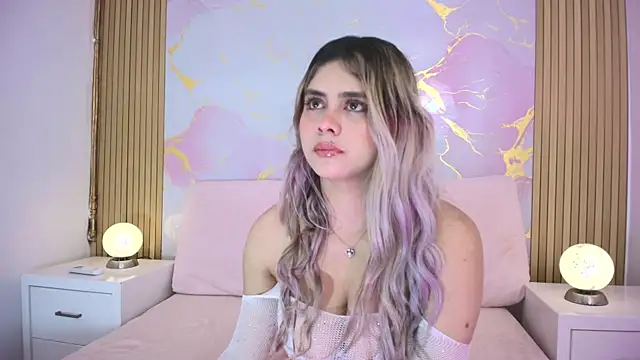 Snapshot of sharon_greey chatting on December 15, 3:05 pm sharon greey online show from December 15, 3:05 pm