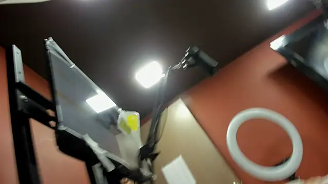 miss   taylor online show from October 31, 2:34 am