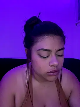 Snapshot of NattashaMore_0719 chatting on November 24, 1:49 am NattashaMore 0719 online show from November 24, 1:49 am