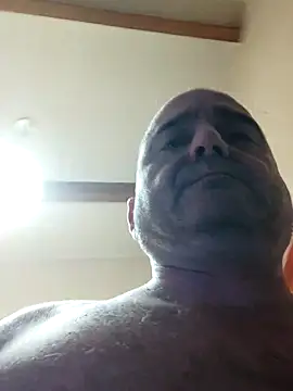 Snapshot of Pollagorda_34877 chatting on November 25, 8:31 pm Pollagorda 34877 online show from November 25, 8:31 pm