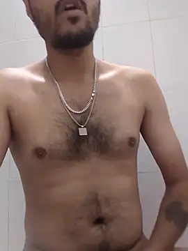 Snapshot of joywithzara chatting on December 17, 2:23 pm joywithzara online show from December 17, 2:23 pm