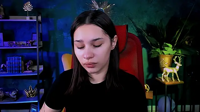 Snapshot of KimClarks_ chatting on November 18, 8:41 am KimClarks online show from November 18, 8:41 am