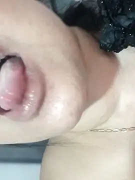 Snapshot of methu01 chatting on September 12, 5:29 am methu01 online show from September 12, 5:29 am