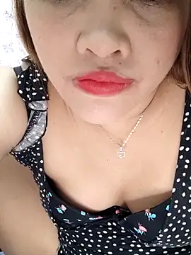 Snapshot of Sweetheart_Claire chatting on October 5, 3:10 pm Sweetheart Claire online show from October 5, 3:10 pm