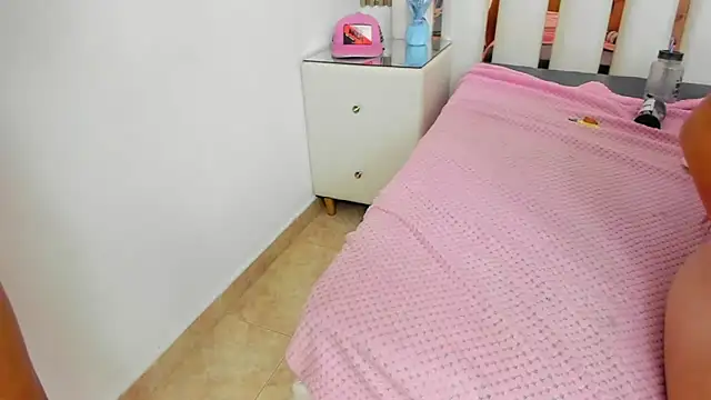 KailinANDrihky online show from October 6, 2:31 am