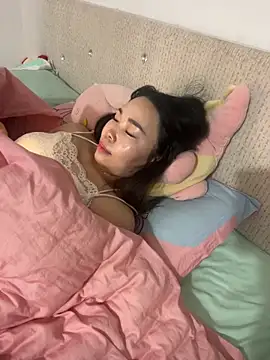 Snapshot of xlj4523 chatting on December 3, 3:32 pm xlj4523 online show from December 3, 3:32 pm