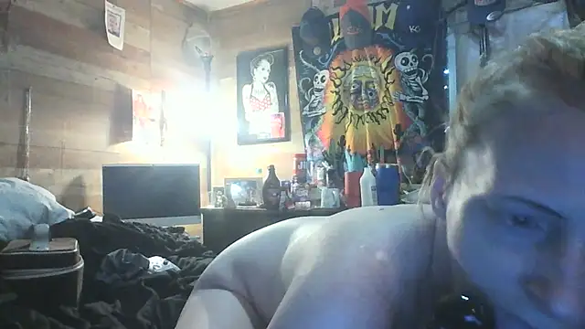 Snapshot of SalutedTeaching chatting on November 11, 5:02 pm SalutedTeaching online show from November 11, 5:02 pm