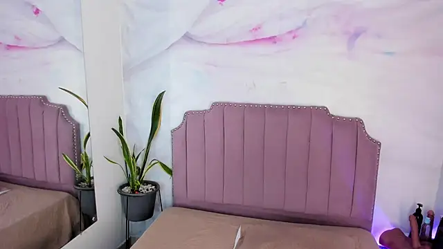 Snapshot of bianca_angel_ chatting on September 20, 8:10 pm bianca angel online show from September 20, 8:10 pm