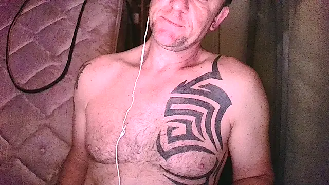 Yournaughty online show from June 6, 4:39 am