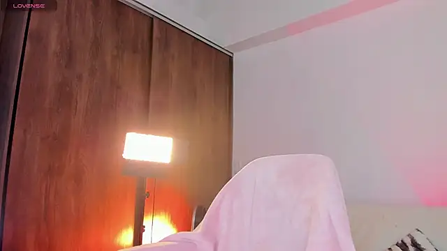 Samantha Magic online show from October 3, 1:35 am