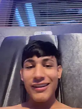 Snapshot of cody_fox10 chatting on September 13, 11:04 pm cody fox10 online show from September 13, 11:04 pm