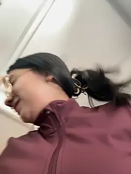 Snapshot of Michelle_Zoe chatting on November 23, 3:23 pm Michelle Zoe online show from November 23, 3:23 pm