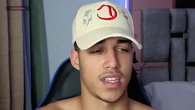 orionblaze69  online show from October 21, 11:16 pm