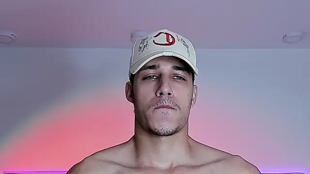 orionblaze69  online show from May 26, 11:23 pm