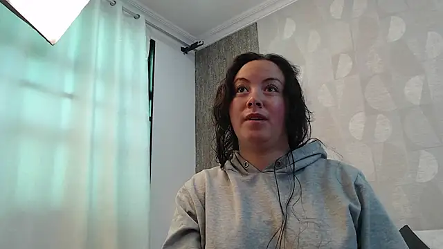 Snapshot of elamurray chatting on September 13, 11:10 am elamurray online show from September 13, 11:10 am