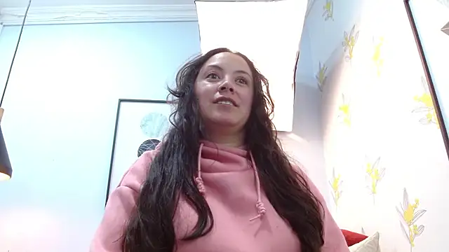 Snapshot of elamurray chatting on September 24, 6:33 pm elamurray online show from September 24, 6:33 pm