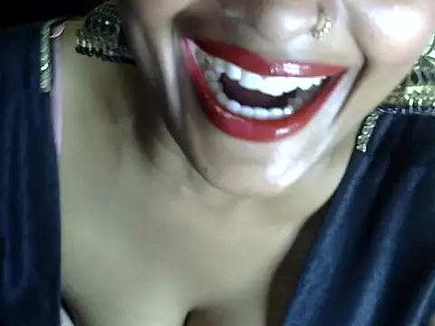 Snapshot of hotee_bhabi chatting on September 20, 3:02 pm hotee bhabi online show from September 20, 3:02 pm