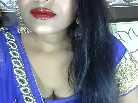Snapshot of hotee_bhabi chatting on October 5, 10:24 am hotee bhabi online show from October 5, 10:24 am