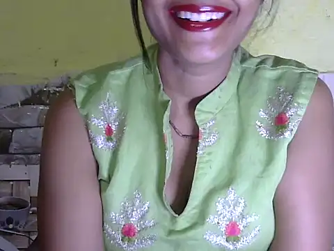 Snapshot of hotee_bhabi chatting on November 10, 1:54 pm hotee bhabi online show from November 10, 1:54 pm