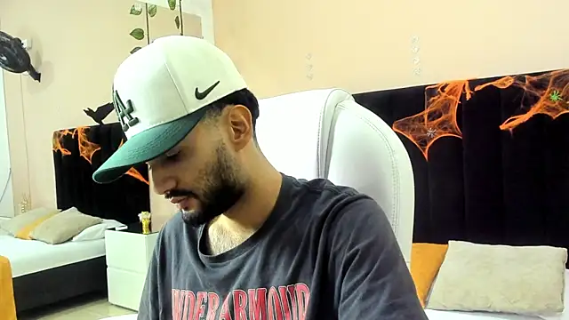 Ryan Jackson  online show from October 8, 5:16 am