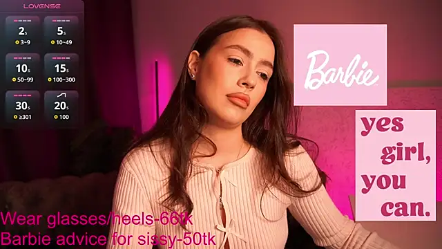 Snapshot of EmiliyaRoude chatting on November 6, 12:28 pm EmiliyaRoude online show from November 6, 12:28 pm