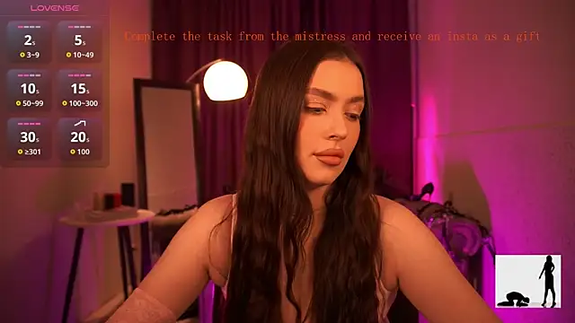 Snapshot of EmiliyaRoude chatting on December 14, 12:54 pm EmiliyaRoude online show from December 14, 12:54 pm