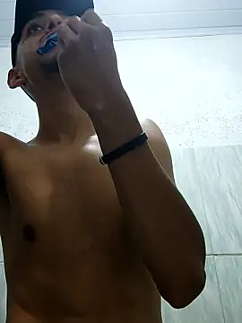 Oqui online show from January 16, 11:53 pm