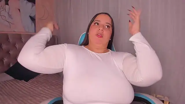 Snapshot of artemisa19 chatting on November 15, 5:27 am artemisa19 online show from November 15, 5:27 am