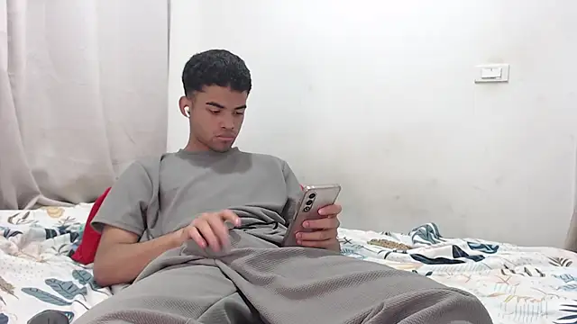 camillo beischel  online show from January 11, 7:19 pm