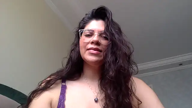 Snapshot of Melissa_Noir chatting on September 9, 6:18 pm Melissa Noir online show from September 9, 6:18 pm