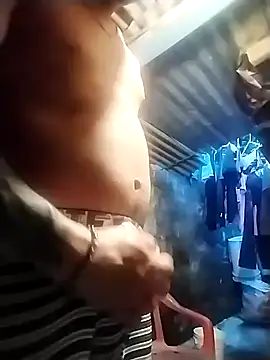 Snapshot of Karalxxx chatting on October 31, 10:44 pm Karalxxx online show from October 31, 10:44 pm