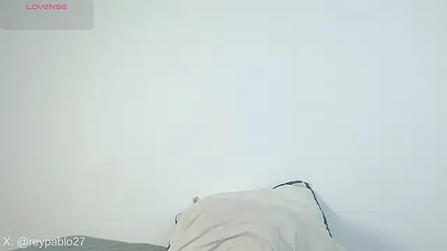 Snapshot of ReyPablo1 chatting on November 18, 8:57 pm ReyPablo1 online show from November 18, 8:57 pm