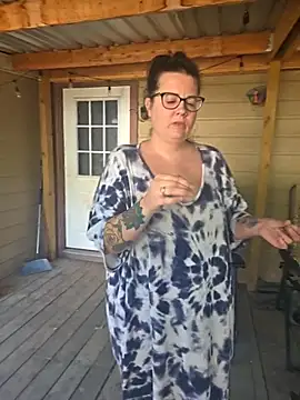 Snapshot of valeriejane chatting on October 11, 2:48 pm valeriejane online show from October 11, 2:48 pm