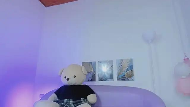 emily yeon online show from February 28, 10:11 pm